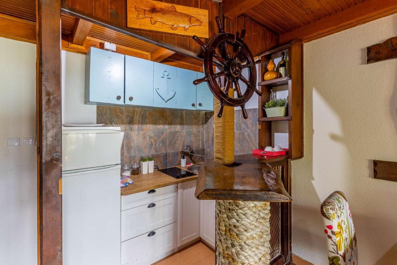 Lake House Buric Vranjina Kültér fotó