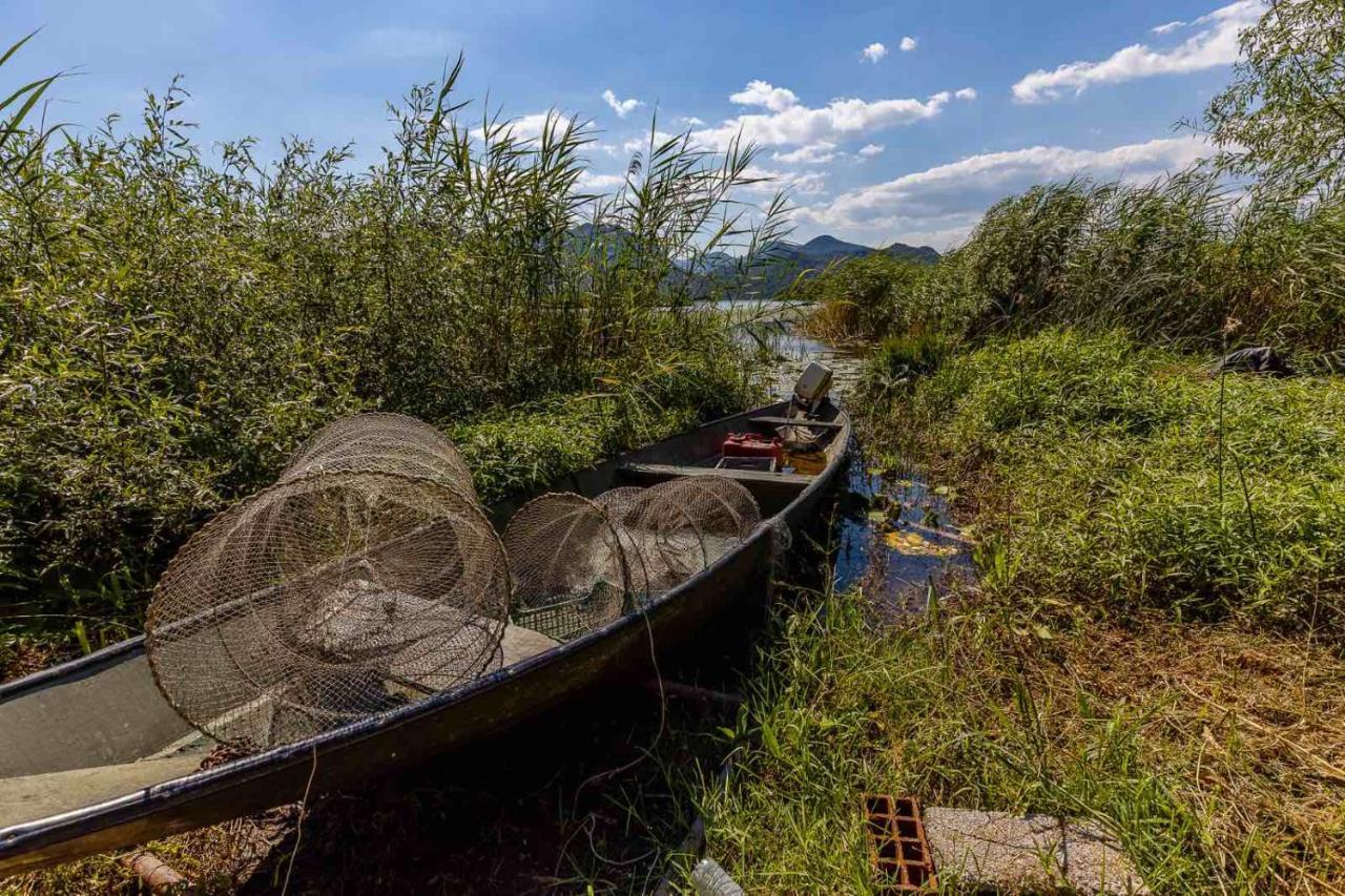Lake House Buric Vranjina Kültér fotó